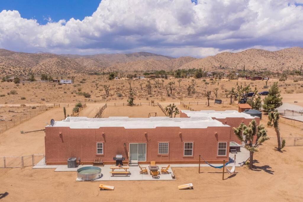 Near Pappy & Harriet'S + Rimrock Ranch W/ Hot Tub Villa Pioneertown Dış mekan fotoğraf
